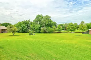 19 Las Brisas Cir, Wylie, TX 75098 - Photo 2