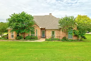19 Las Brisas Cir, Wylie, TX 75098 - Photo 1