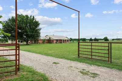 1217 County Road 4705, Leonard, TX 75452 - Photo 2