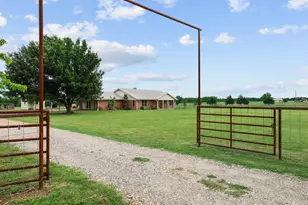 1217 Co Rd 4705, Leonard, TX 75452 - Photo 2