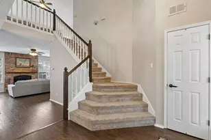 7841 Ember Oaks Dr, North Richland Hills, TX 76182 - Photo 16