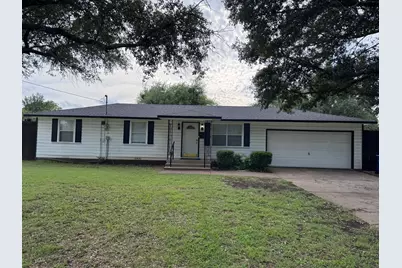 725 Hilltop Circle, DeSoto, TX 75115 - Photo 1