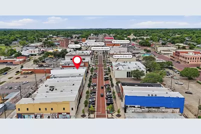 218 W Main Street, Denison, TX 75020 - Photo 6