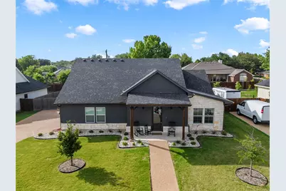 913 Day Star Drive, Hewitt, TX 76643 - Photo 2