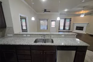2016 Milano Ln, Lewisville, TX 75077 - Photo 18