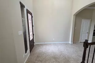 2016 Milano Ln, Lewisville, TX 75077 - Photo 8