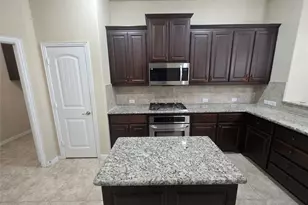 2016 Milano Ln, Lewisville, TX 75077 - Photo 16