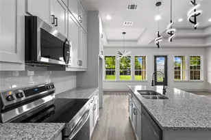 617 N Dwight Ave, Dallas, TX 75211 - Photo 10