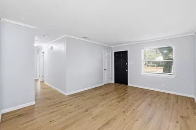 5345 Hensley Drive, Fort Worth, TX 76134 - Photo 10
