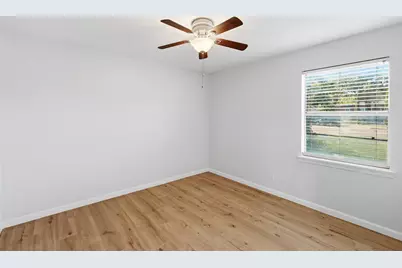 5345 Hensley Drive, Fort Worth, TX 76134 - Photo 8