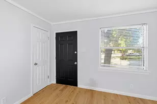5345 Hensley Dr, Fort Worth, TX 76134 - Photo 12