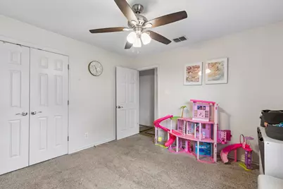 404 Glenwood Terrace, Hurst, TX 76053 - Photo 14