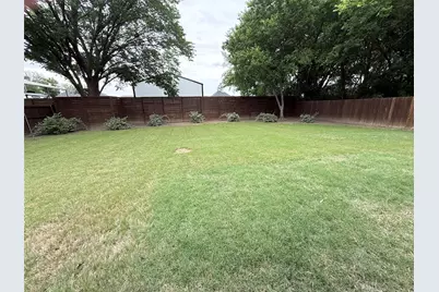 718 E Walcott Street, Pilot Point, TX 76258 - Photo 22