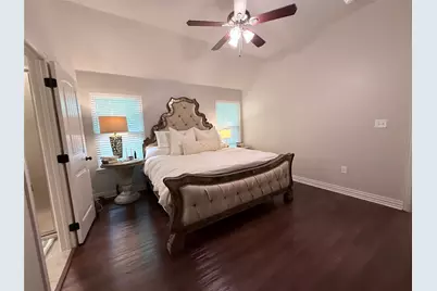 718 E Walcott Street, Pilot Point, TX 76258 - Photo 10