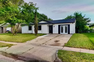 12024 Baron Dr, Balch Springs, TX 75180 - Photo 2