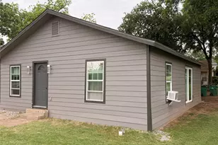 510 N Pacific Ave, Iowa Park, TX 76367 - Photo 2