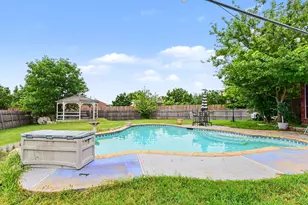 1013 Hampstead Dr, Mesquite, TX 75181 - Photo 18