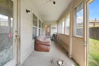 2830 Colt Lane, Dallas, TX 75237 - Photo 22