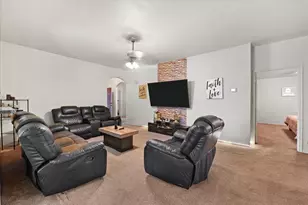2830 Colt Ln, Dallas, TX 75237 - Photo 12