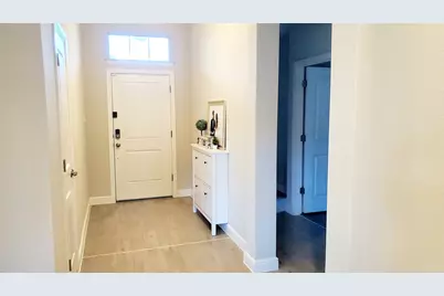 209 Frenchpark Drive, Fort Worth, TX 76052 - Photo 2