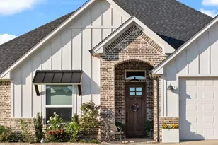 2834 Guinn Farms, Tyler, TX 75707 - Photo 2
