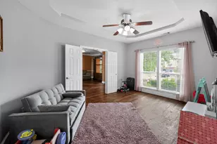 802 Myers Meadow Dr, Garland, TX 75043 - Photo 14