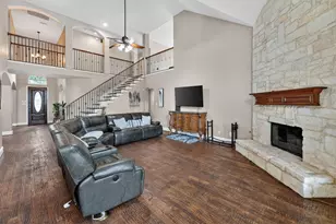802 Myers Meadow Dr, Garland, TX 75043 - Photo 8