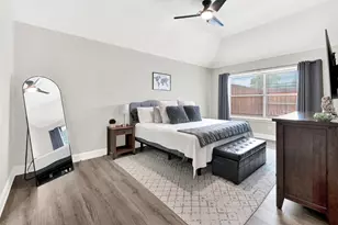 1410 Daffodil Ln, Lewisville, TX 75077 - Photo 10