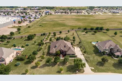 191 Las Colinas Trail, Cross Roads, TX 76227 - Photo 34
