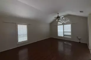 9124 Timber Oaks Dr, Fort Worth, TX 76179 - Photo 4