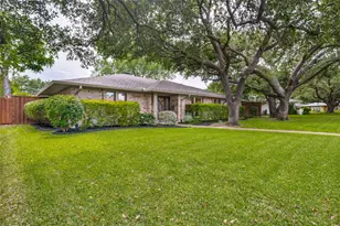 10111 Cromwell Dr, Dallas, TX 75229 - Photo 1
