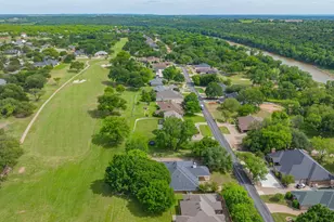 6414 Buena Vista Dr, Granbury, TX 76049 - Photo 2