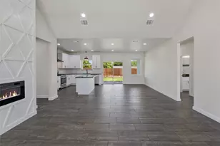 568 Highview Ct, Godley, TX 76134 - Photo 6