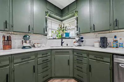 809 E Limestone Avenue, Mart, TX 76664 - Photo 10
