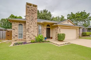 5017 Santa Fe Ct, Arlington, TX 76017 - Photo 2