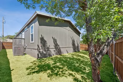 815 Thicket Trail, Granbury, TX 76048 - Photo 8