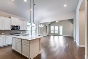 5136 Shallow Pond Dr, Little Elm, TX 76227 - Photo 6