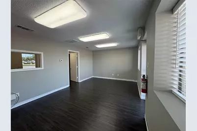 1307 W Pearl Street, Granbury, TX 76048 - Photo 6