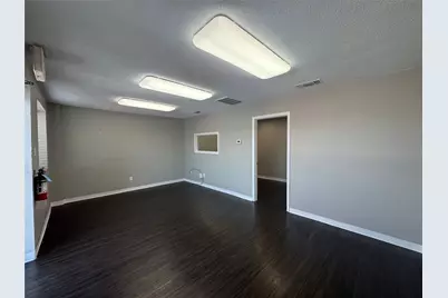 1307 W Pearl Street, Granbury, TX 76048 - Photo 16