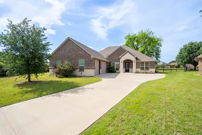 3201 Steamers Court, Granbury, TX 76049 - Photo 1