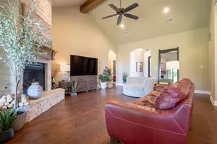 3201 Steamers Ct, Granbury, TX 76049 - Photo 8