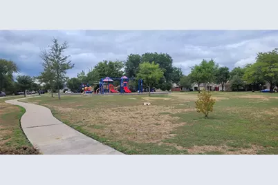 4527 Chapman Street, The Colony, TX 75056 - Photo 12