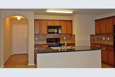 1048 Churchill Drive, Princeton, TX 75407 - Photo 4