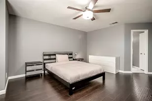 9813 Rockwall Rd, Plano, TX 75025 - Photo 6