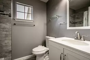 9813 Rockwall Rd, Plano, TX 75025 - Photo 10