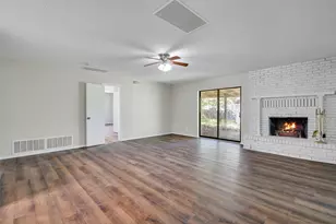209 Mistletoe Ln, Keene, TX 76059 - Photo 6