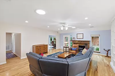 1032 Steeplewood Drive, Grapevine, TX 76051 - Photo 6