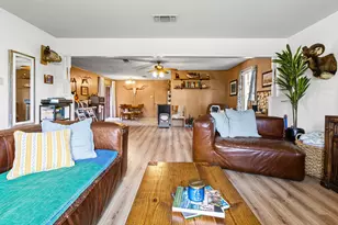 203 Randy Dr, Woodway, TX 76712 - Photo 4