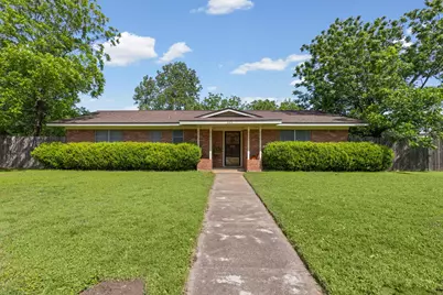 203 Randy Drive, Woodway, TX 76712 - Photo 1