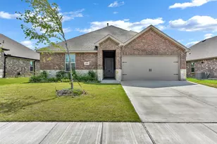 1201 Blossom Ct Dr, Princeton, TX 75407 - Photo 1